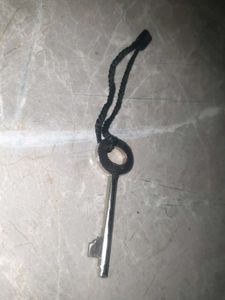 Vintage Skeleton Key Pendant Necklace
