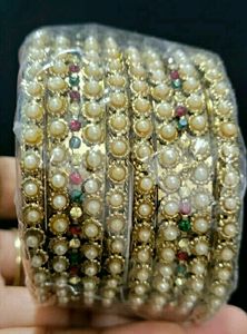 Set 2 Moti Metal Ki Chudiya &amp; Diamond Mangalsutra