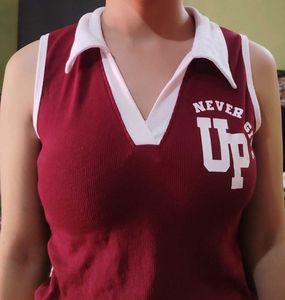 Sleeveless "Never Give Up" Top