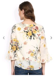 💥PRICE DROP!!🆕️Beautiful Off White Top