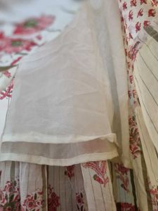 Beautiful white &amp; Pink Floral Print Kurta