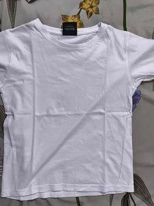 Classic White Crew Neck T-Shirt