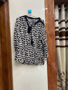 Chic Animal Print Tunic Top