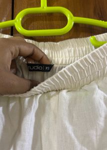 trendy linen white pants