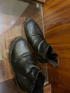 Black Leather Chelsea Boots