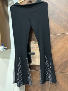 Elegant Black Flared Leggings