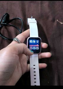 Helix Mettlic Fit 2.0 Smart Watch  With Charger