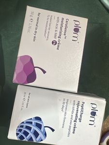 Plum PeptiCharge Rejuvenating Creme