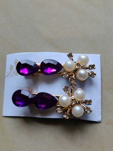 Pearl Hair Clips (Set of 2)