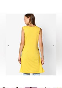 Vero ModaSleeveless Longline Top with Pockets