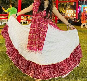 Navratri Lehnga with Bandhani Duppta