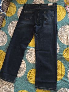 Distressed Wide Leg Jeans