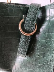 Stylish Green Crocodile Print Handbag