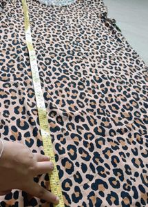 Chic Leopard Print Casual Dress