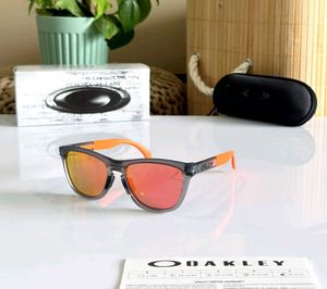 OAKLEY SUNGLASSES*( COPY) PREMIUM QUALITY