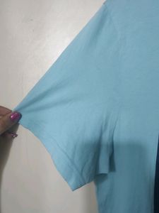 Men's Casual Tshirt. Like New. Good Condition.