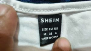Very Amazing N Beautiful Shein Crop Top