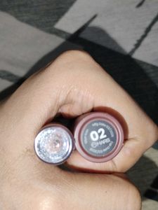 2x Matte Lipsticks - Nude &amp; Brown