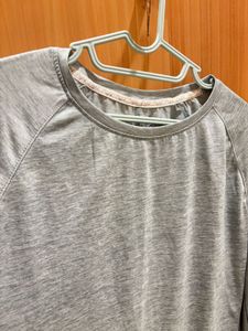 Bundle of 3 Women's sports/gym/yoga T-Shirts