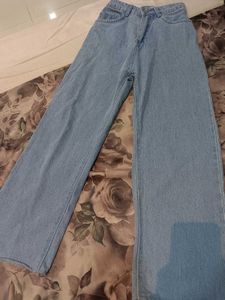 Casual Chic Wide-Leg Jeans