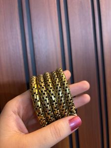 Vintage Spiral Bangle