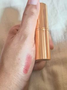 Luxury Lipstick - Walk of No Shame