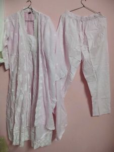 Elegant Pink Chikankari Kurta Set(new)