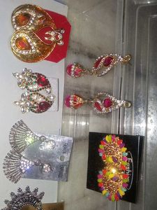 all 6 in 250 Assorted Dangle Earrings Set