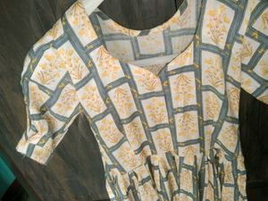 Vintage-Style Printed kurti with plazo