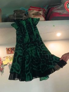 Stylish Green &amp; Black Tie-Dye Dress
