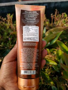 Bath &amp; Body Works Warm Vanilla Sugar Cream