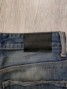 Ma5664 Lee jeans waist 30 inches