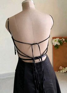 Elegant Black Lace Trim Maxi Dress