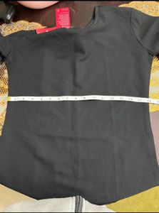 Black 3/4 Sleeve Top