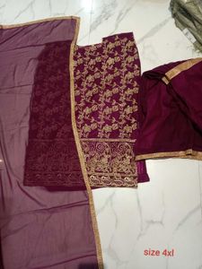 Elegant Embroidered Kurta Set with Dupatta 4xl