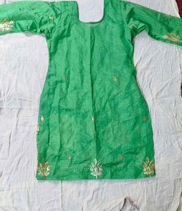 Green Embroidered Kurta Set