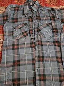 Men's Grey Plaid Button-Up Shirt