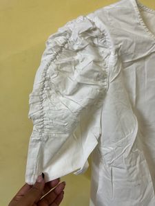 Chic White Puff Sleeve Top