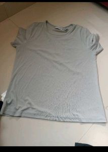4 Comfortable Women's T-Shirts