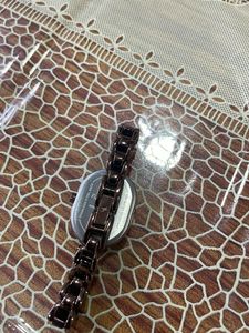 Elegant brown oval  Tone Watch