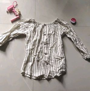Striped Off-Shoulder Top۶ৎ