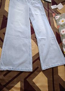 Light Wash Wide Leg Jeans