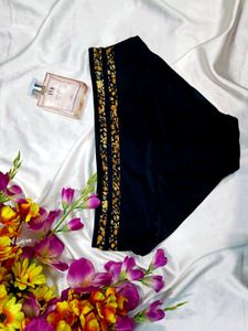 🇳🇿💫🎀Stylish Black Briefs with Gold Trim