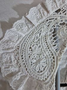 Vintage-Inspired Lace Collar Blouse