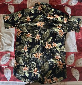 Men's Tropical Floral Short Sleeve Shirt