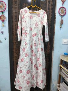 Floral Pink Print Kurta White