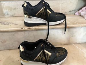 Stylish Wedge Sneakers Size 37