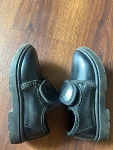 Black school shoes in size 8