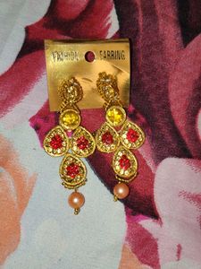 Red gold plated earrings and mang tika Uniqu