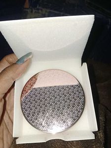 Kay Beauty Matte Compact